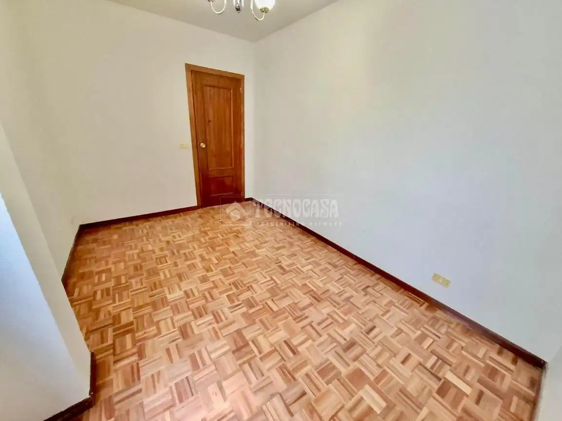 Piso en venta en Ávila con Calefacción