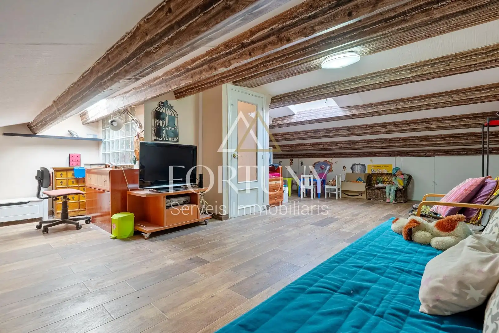 Casa o chalet en venta en Pira con Aire acondicionado, Calefacción y Jardín privado