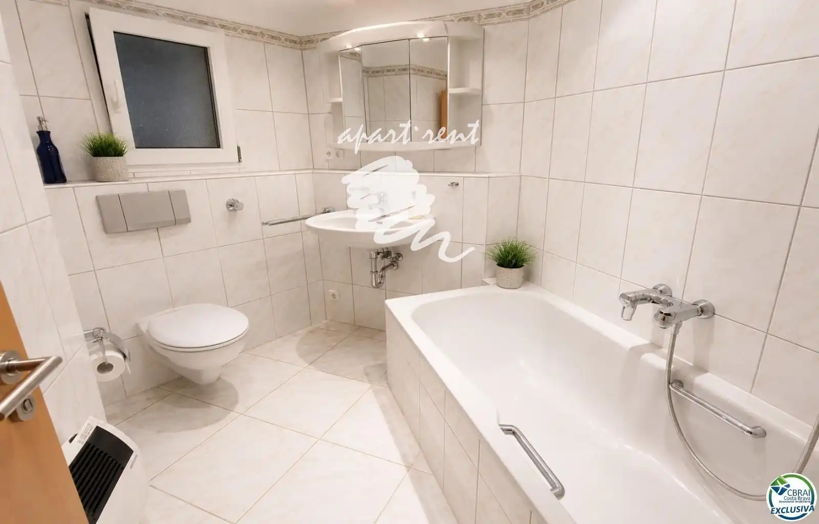 Bathroom of Flat for sale in Roses  with Terrace, Furnished and Balcony