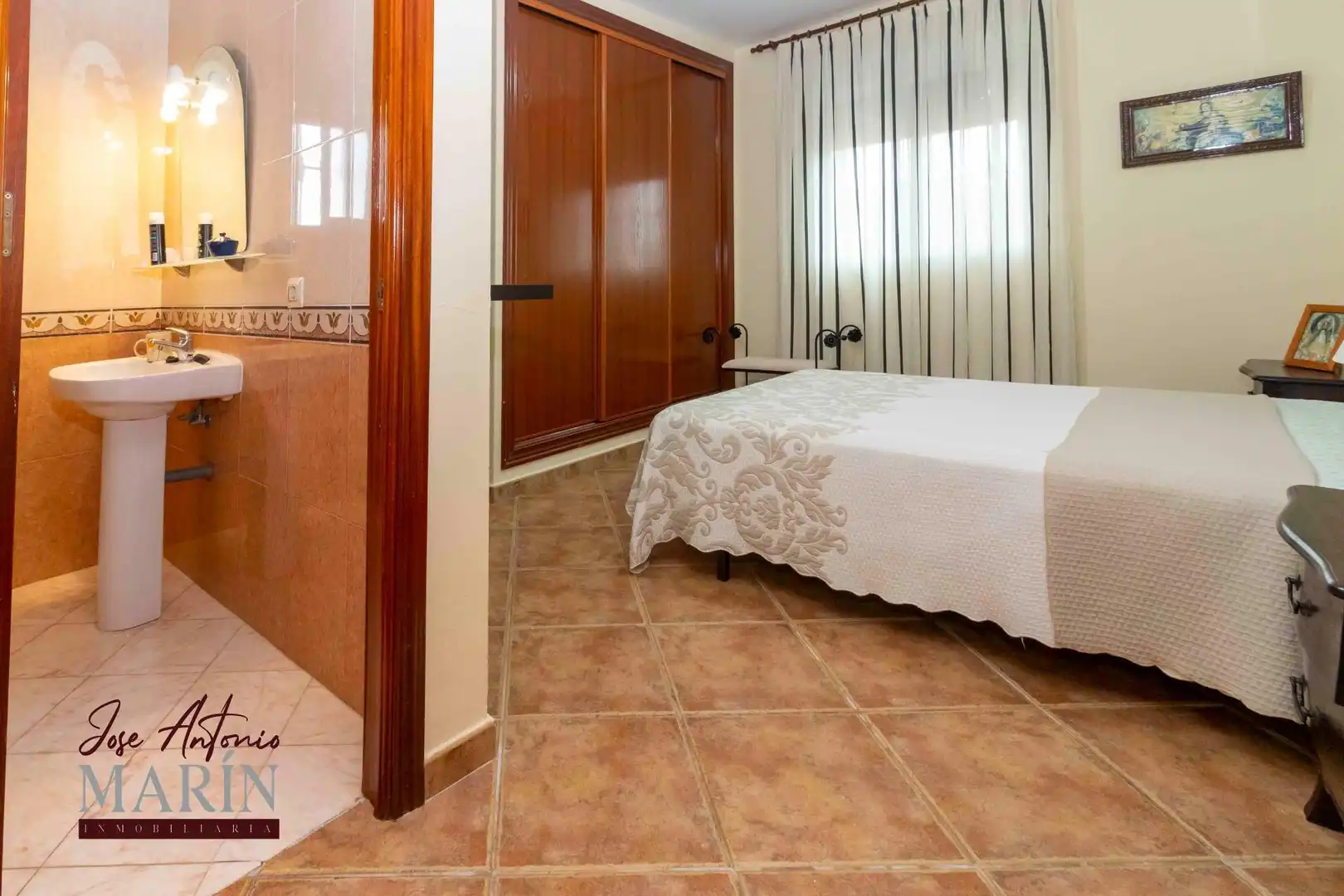 Dormitori de Casa o xalet en venda en Badajoz amb Terrassa, Traster i Moblat