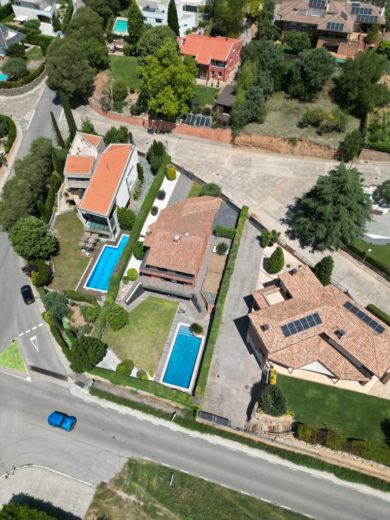 Vista exterior de Casa o chalet en venta en La Garriga con Calefacción, Jardín privado y Parquet