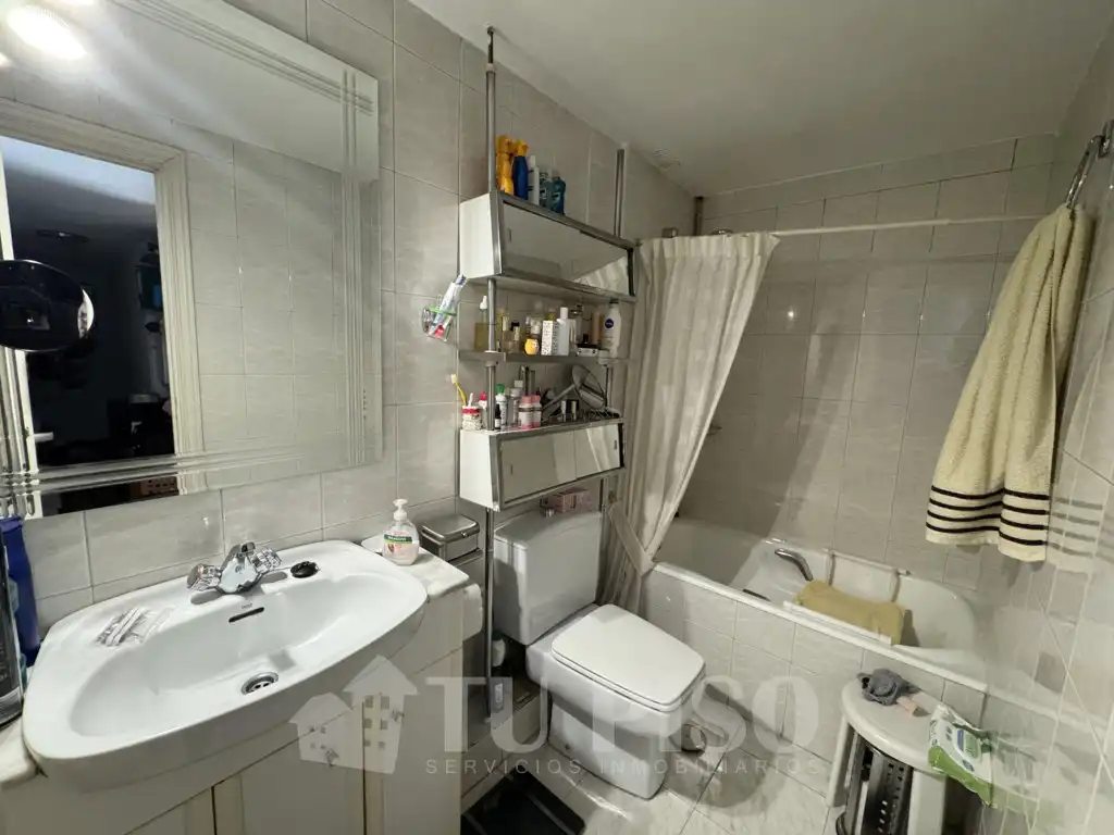 Baño de Piso en venta en Madrid con Aire acondicionado, Calefacción y Parquet