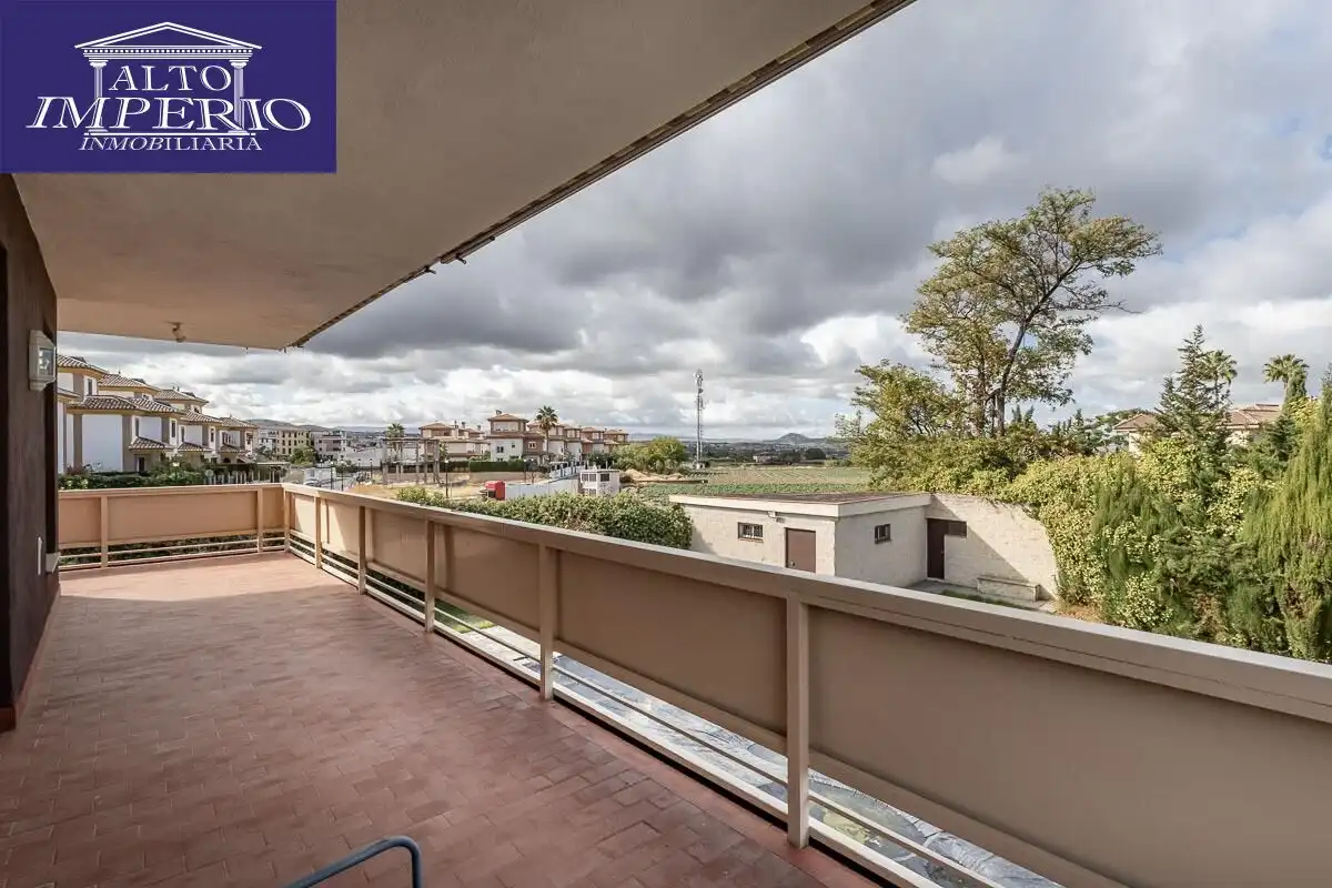 Casa con terrazza in vendita a Avenida HUETOR VEGA, imagen 6