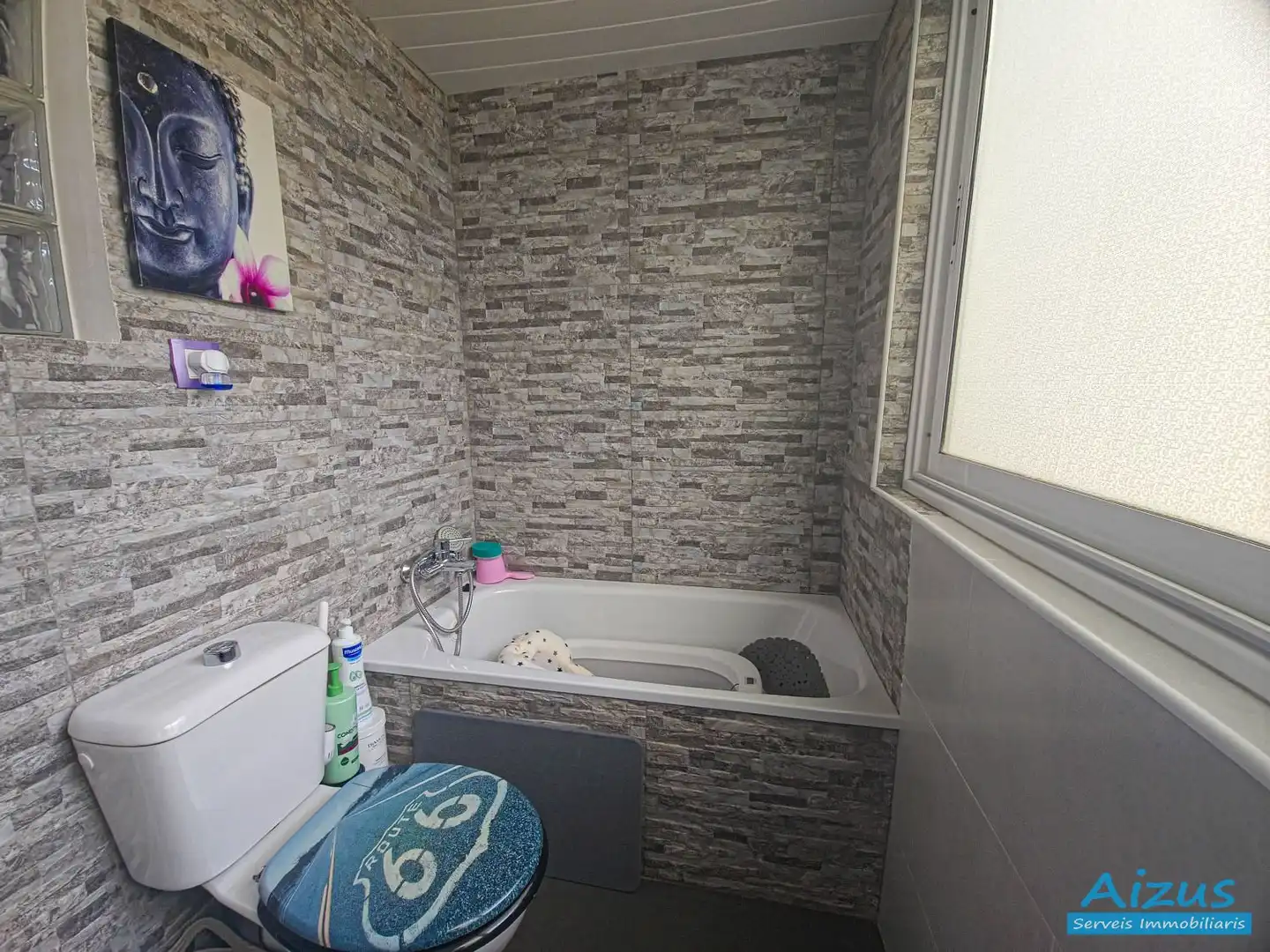 Baño de Ático en venta en Ripollet con Aire acondicionado, Parquet y Terraza