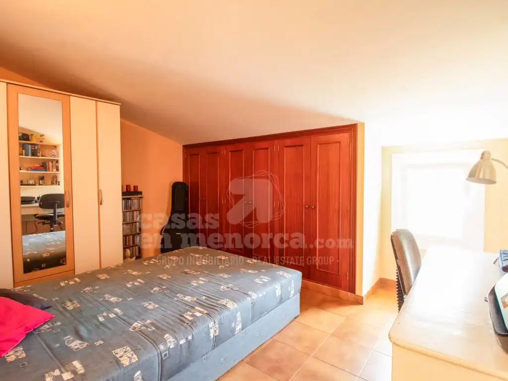 Dormitori de Finca rústica en venda en Maó - Mahón amb Jardí privat, Terrassa i Piscina