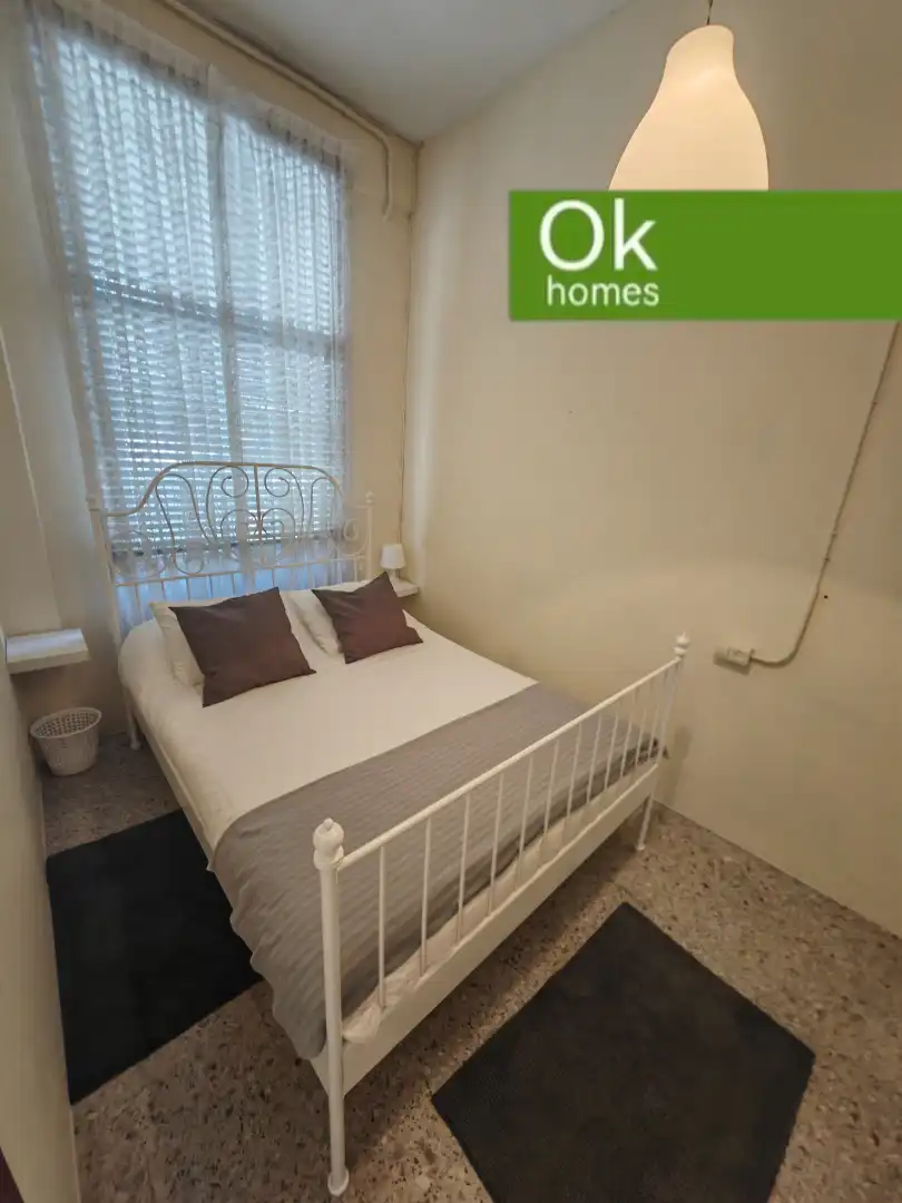 Schlafzimmer von Einfamilien-Reihenhaus zum Verkauf in Melide mit Klimaanlage, Heizung und Abstellraum