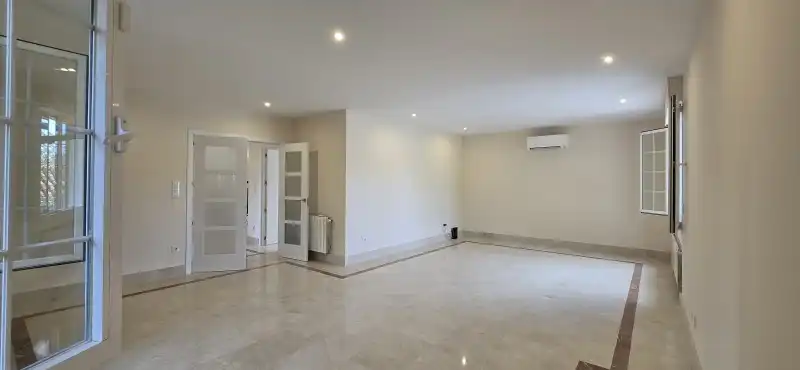 Houses for sale in Villaviciosa de Odón  with Air Conditioner, Heating and Terrace