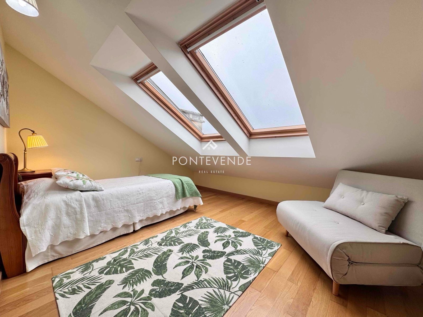 Casa adosada en venta en Vinquiño-Padriñan, Sanxenxo pueblo