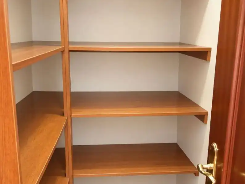 Piso de alquiler en Lugones
