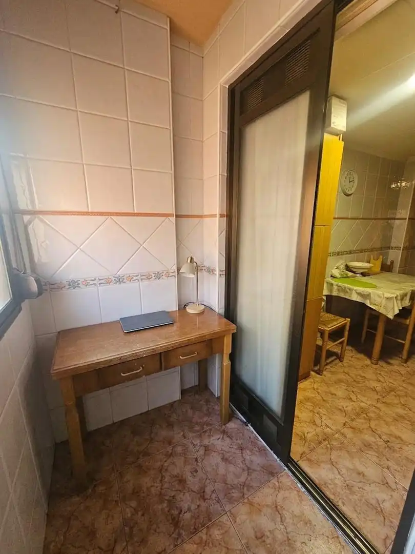 Habitación de Piso en venta en Xirivella con Aire acondicionado, Amueblado y Balcón