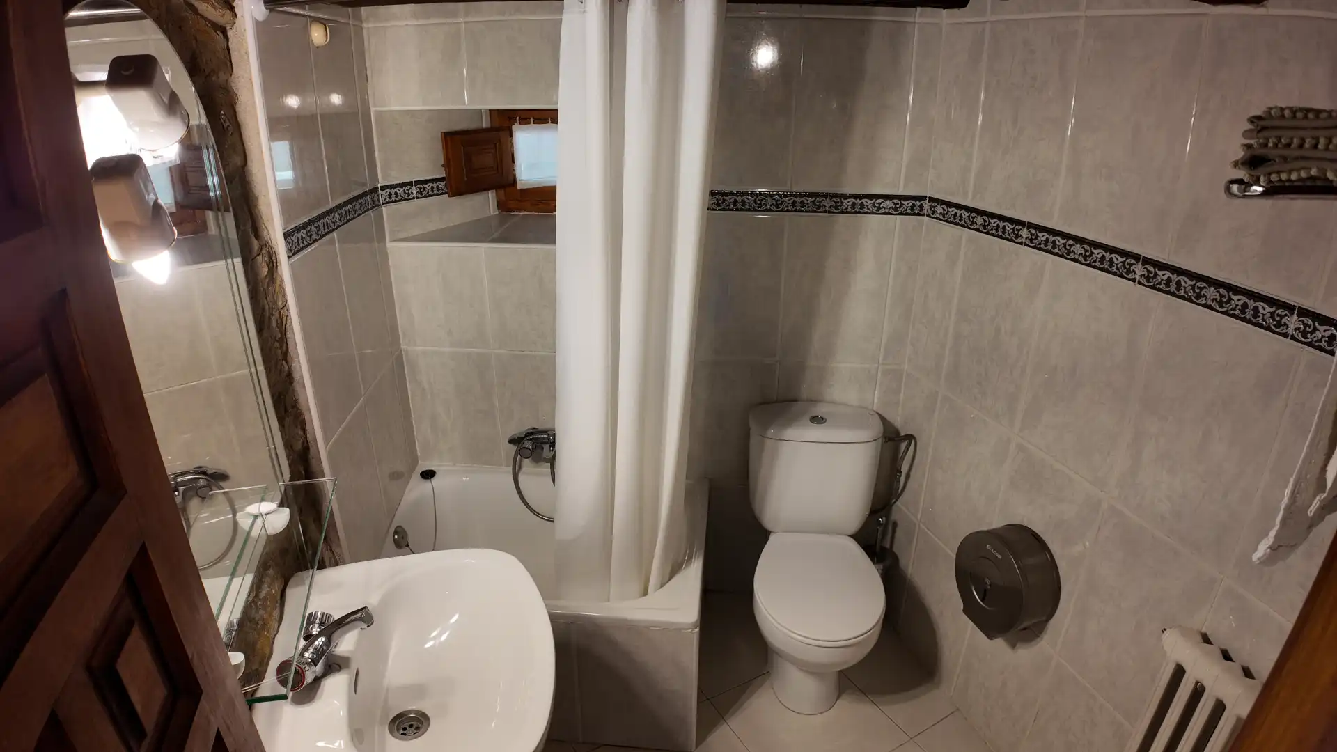 Baño de Edificio en venta en Valderredible