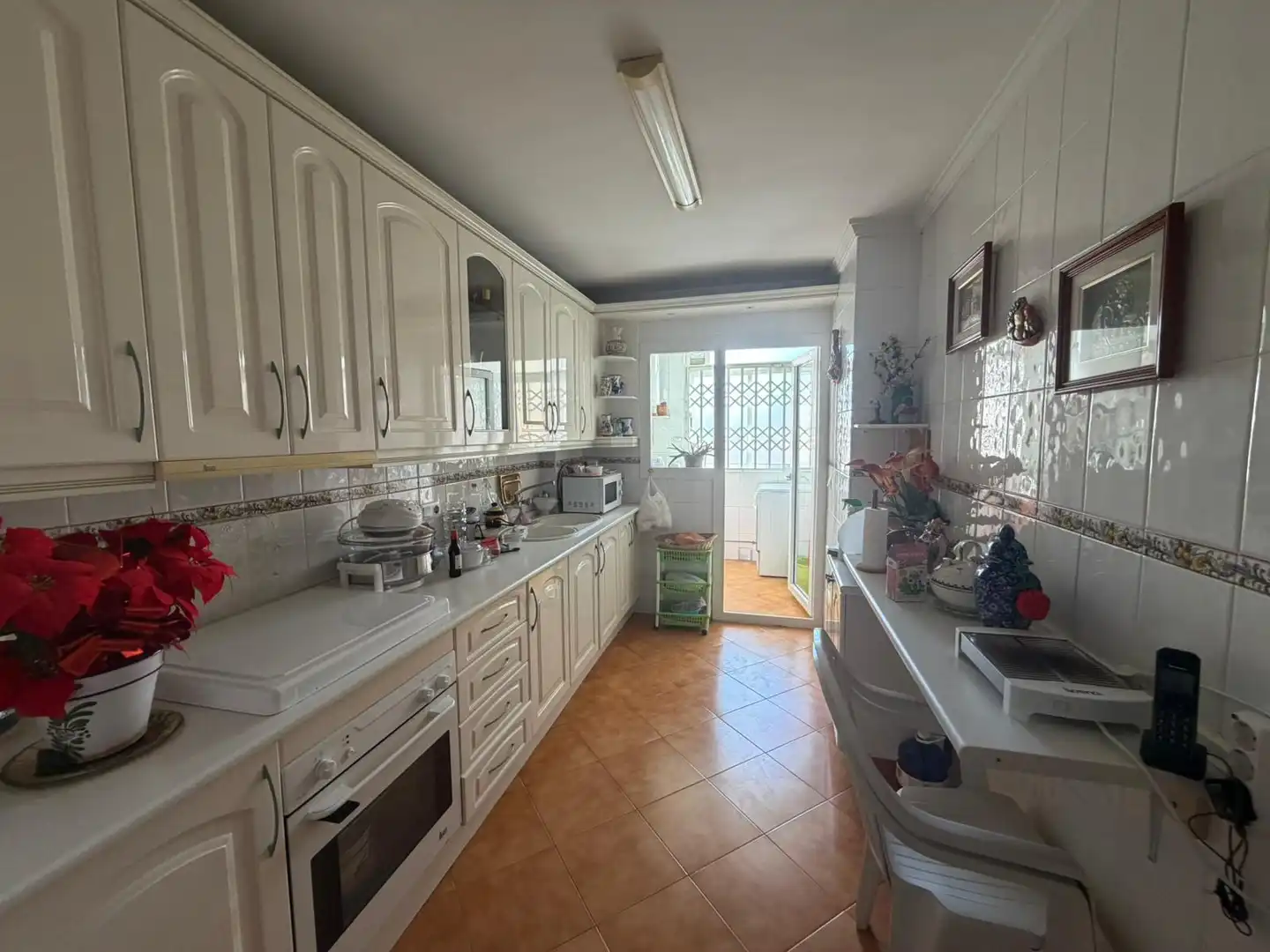 Flat with pool for sale in Calle Pintor Cipriano Maldonado 3B, imagen 3