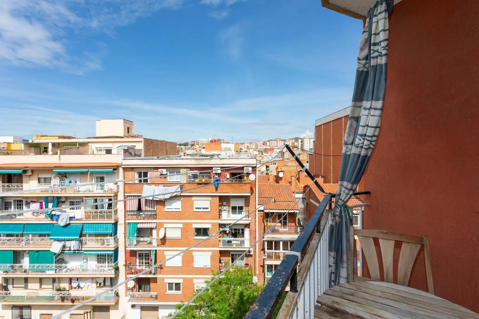 Terrassa de Pis en venda en Sant Adrià de Besòs amb Calefacció, Parquet i Balcó