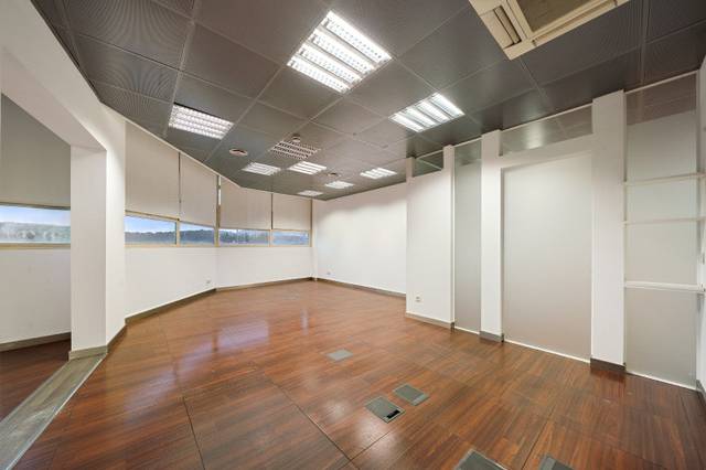 Local comercial en Alquiler en Son Armadans