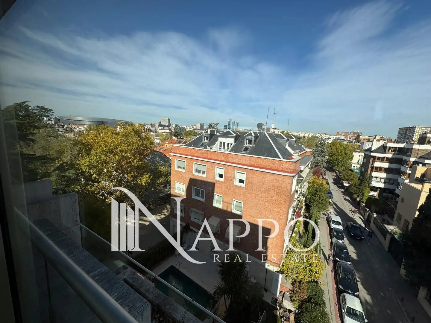 Vista exterior de Àtic de lloguer en Madrid amb Aire condicionat, Calefacció i Terrassa