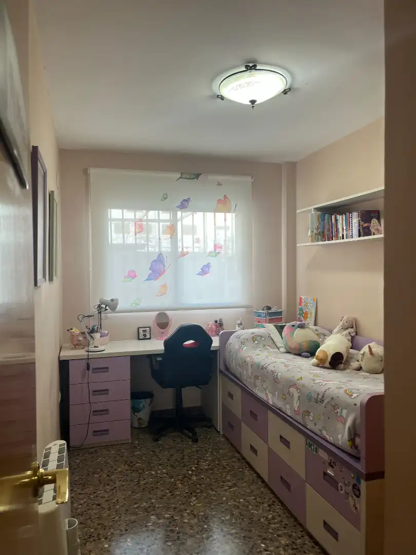Bedroom of Flat for sale in Valencia  with Air Conditioner, Terrace and Storage room