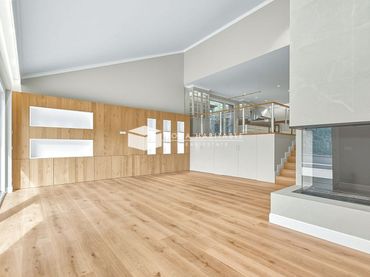 Casa aparellada amb jardí en venda a L'Aldosa - Anyós