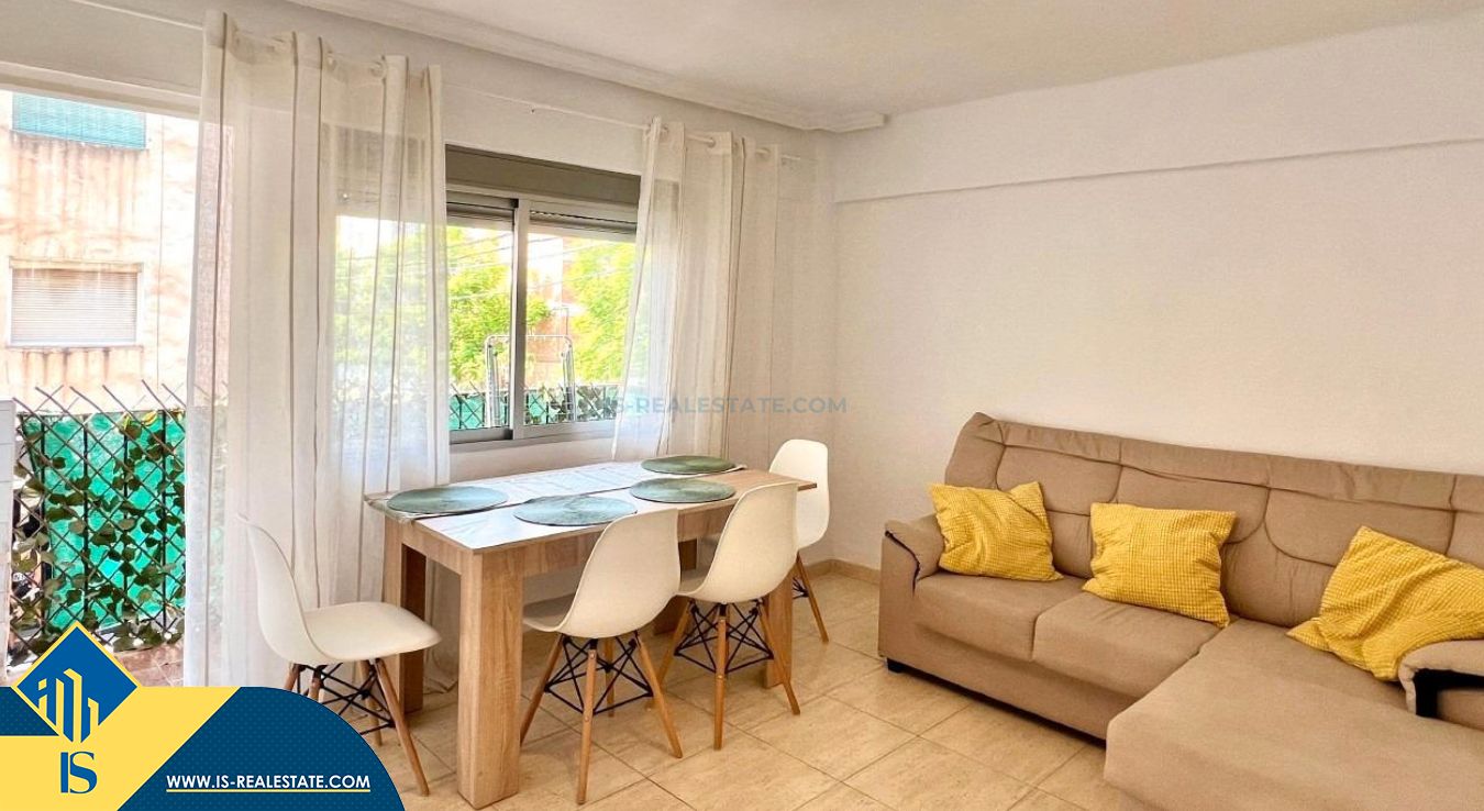 Sala d'estar de Apartament en venda en Alicante / Alacant amb Calefacció, Terrassa i Moblat