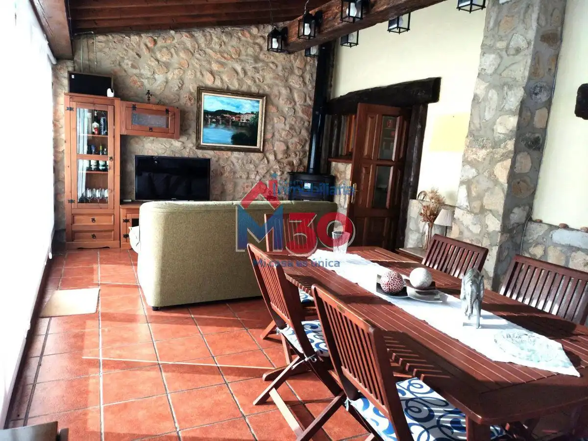 House with pool for sale in Crucero - Aquende, imagen 5