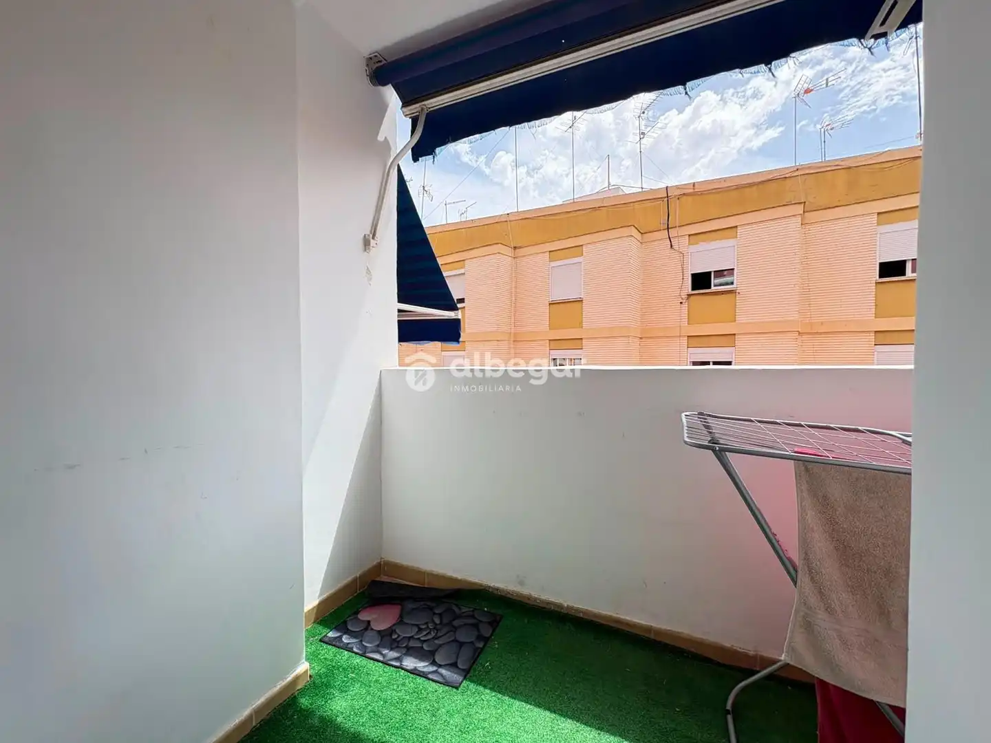 Terraza de Piso en venta en Quart de Poblet con Aire acondicionado y Amueblado