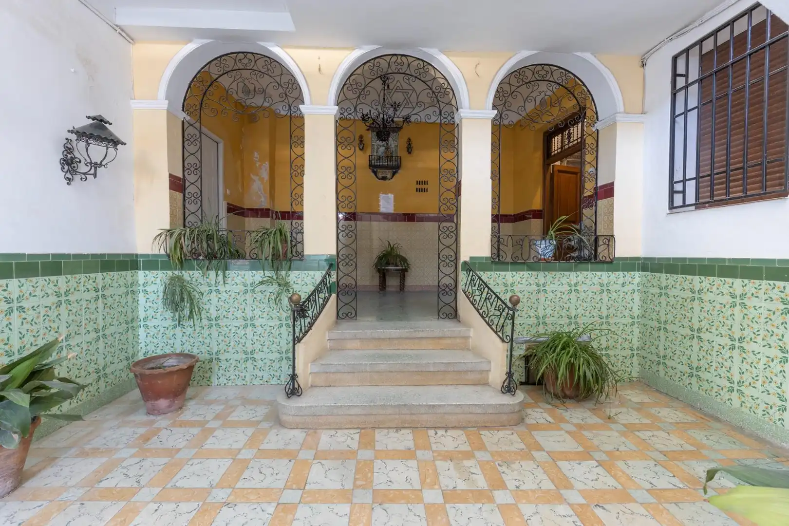 Inmuebles singulares en venta en Calle Puerta de las Granadas 3