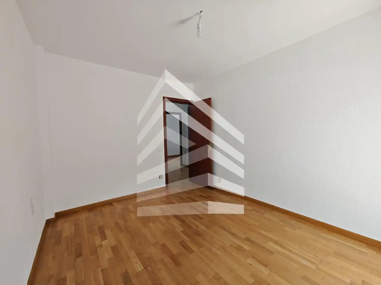 Dormitori de Casa adosada en venda en Lleida amb Aire condicionat, Calefacció i Parquet