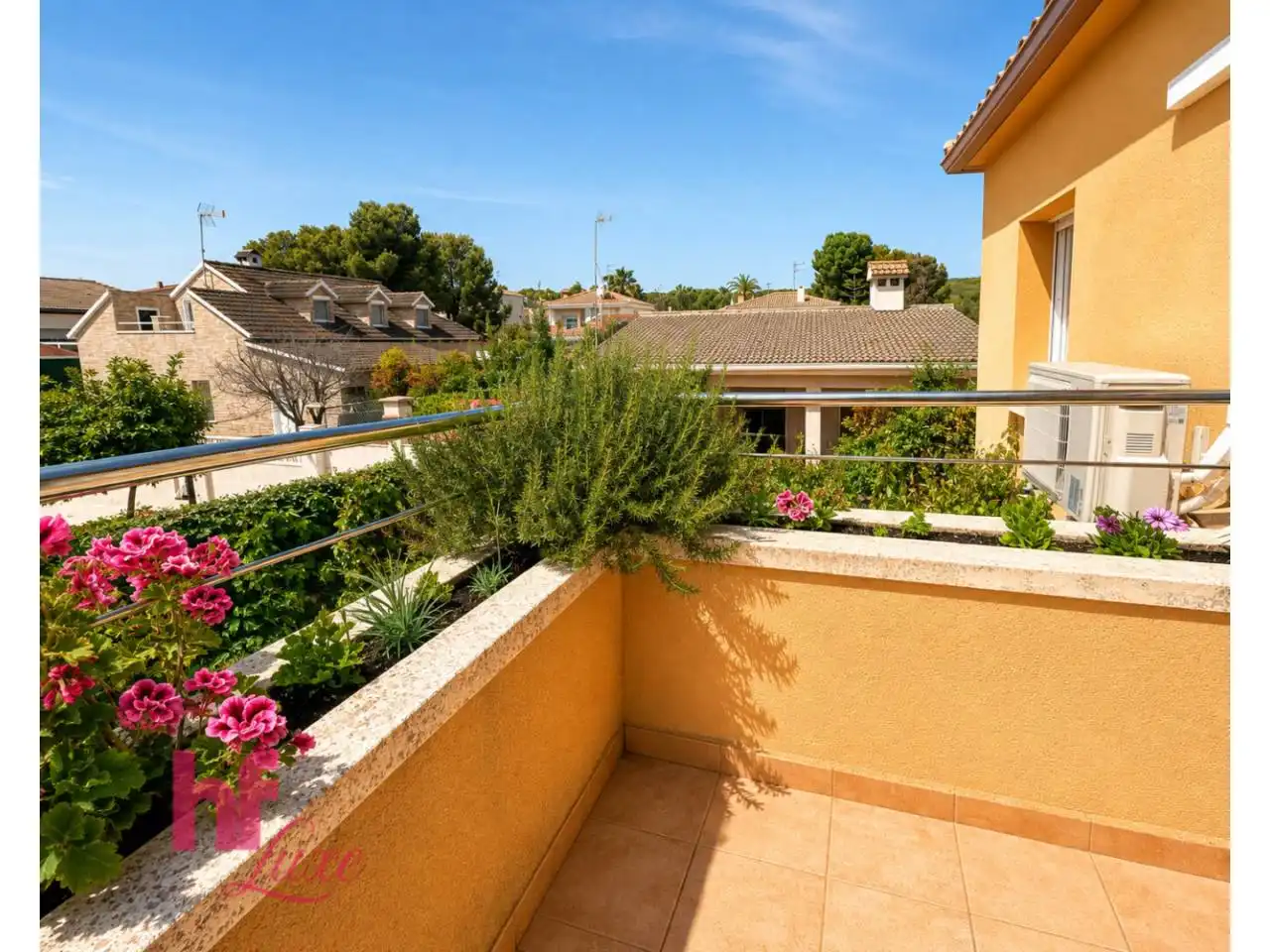 Terrassa de Casa o xalet en venda en Cubelles amb Aire condicionat, Calefacció i Jardí privat