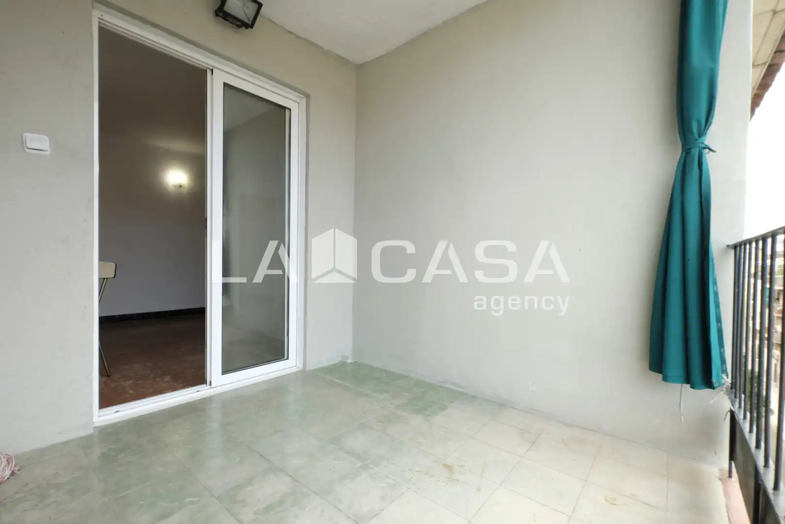 Piso en venta en Barcelona con Balcón