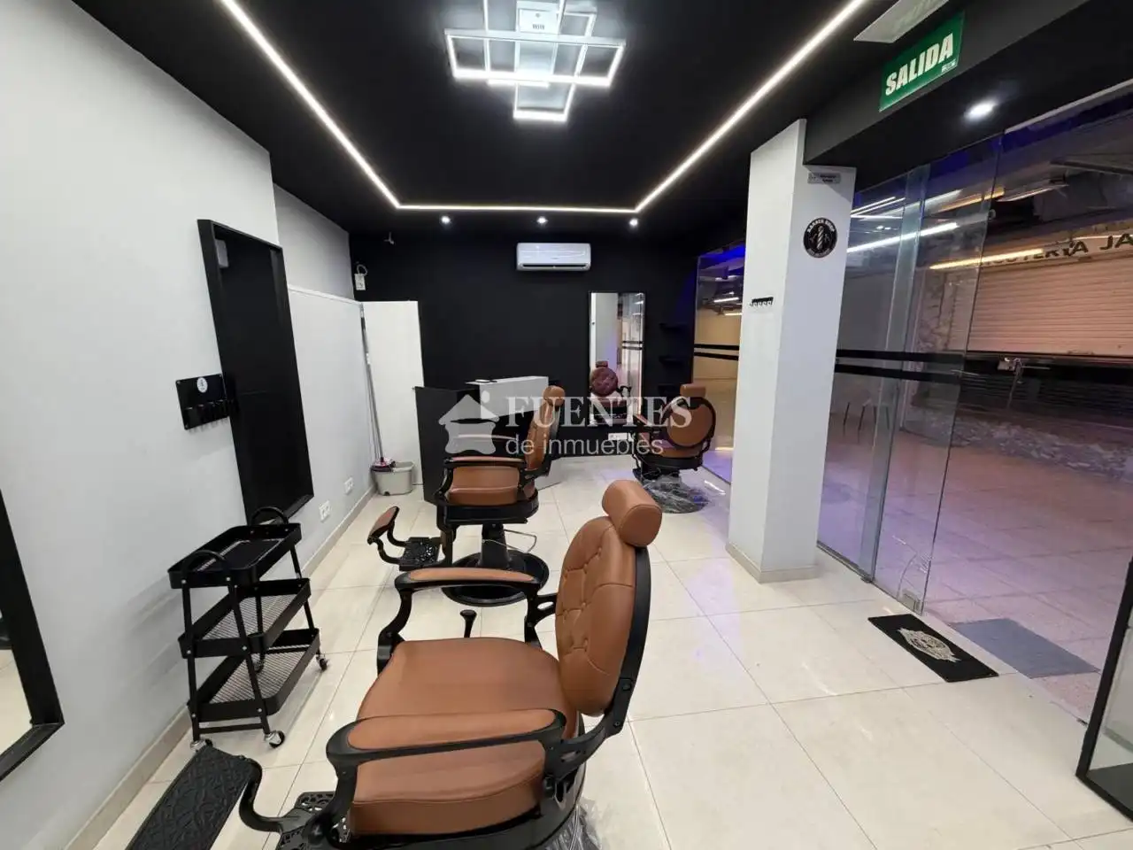 Local comercial en venda a Avenida Padre Esplá, imagen 2