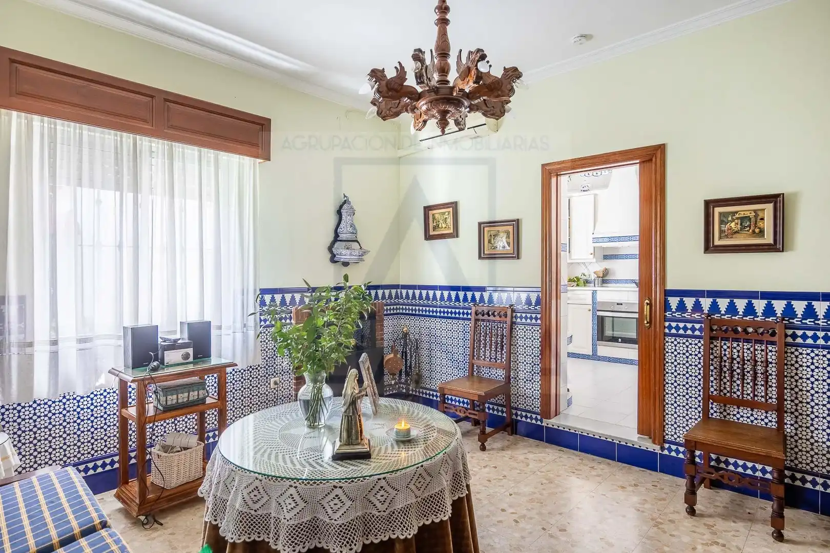 Comedor de Casa o chalet en venta en Salteras con Aire acondicionado, Jardín privado y Piscina