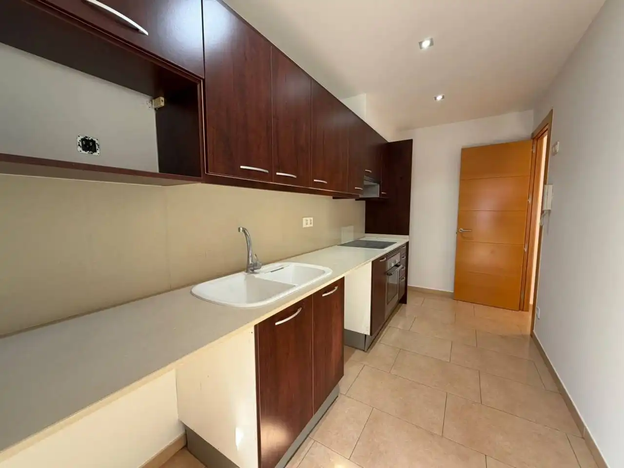 Kitchen of Detached homes for rent in Can Bassa