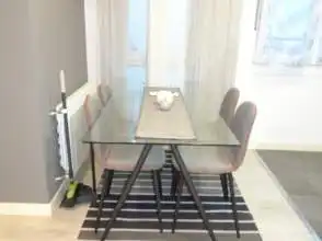Comedor de Piso de alquiler en Gijón  con Calefacción, Parquet y Amueblado