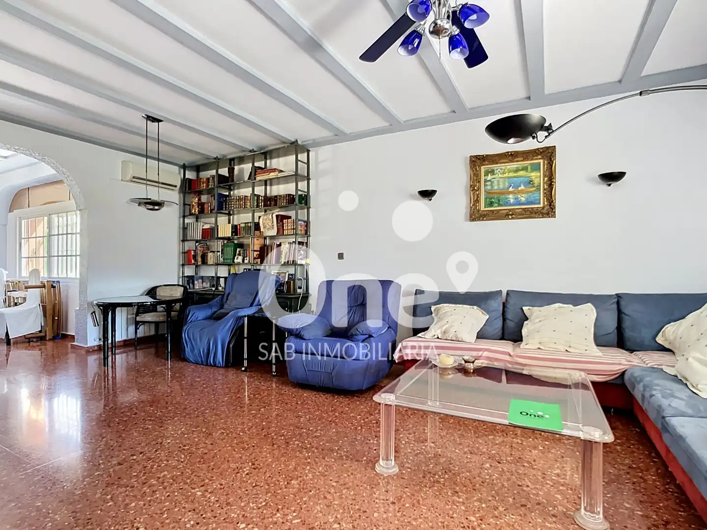 Wohnzimmer von Haus oder Chalet zum Verkauf in San Antonio de Benagéber mit Klimaanlage, Heizung und Privatgarten