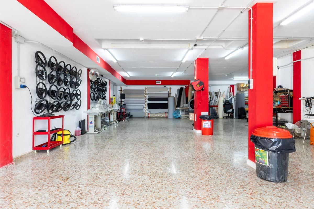 Local en venta en C. Río Genil, 14, Poble Nou