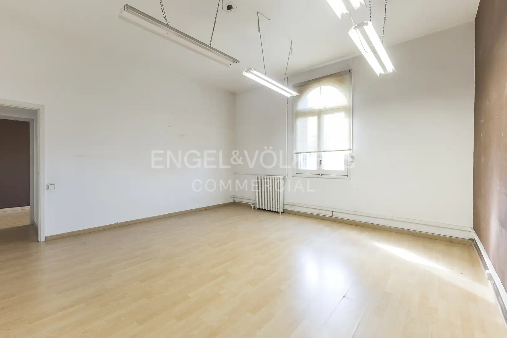 Office for rent in Barcelona  with Air Conditioner and Heating