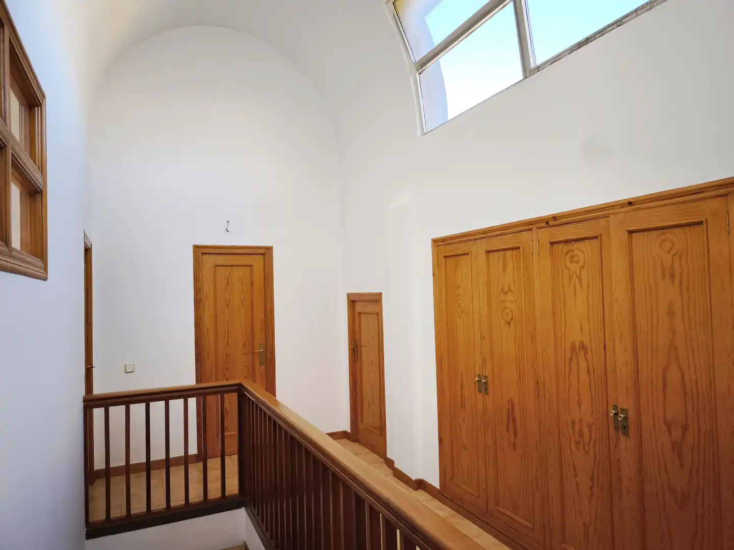 Casa o xalet en venda en  Logroño amb Calefacció, Parquet i Terrassa