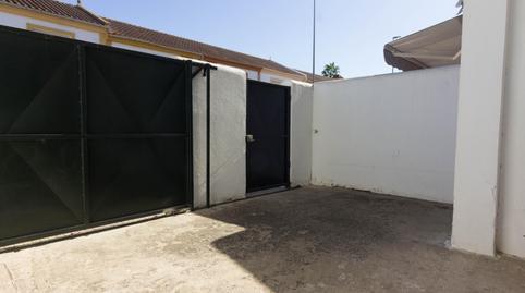 Foto 4 de Casa adosada en venda a Caballero Bonald - San José Obrero - Guadalcacín, Cádiz