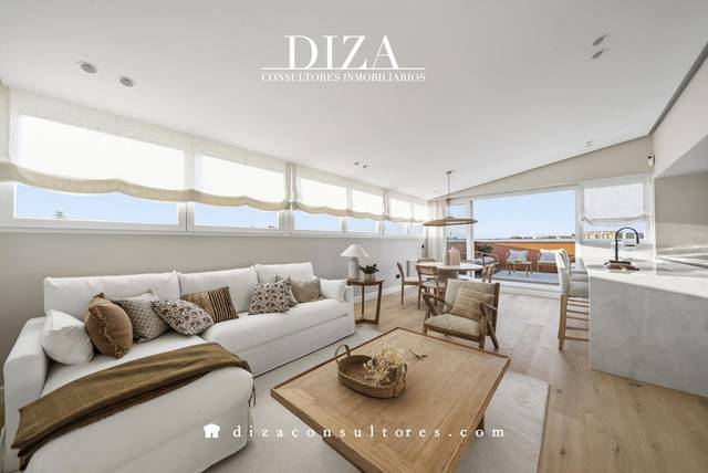 Piso en Venta en Velayos en Ciudad Universitaria