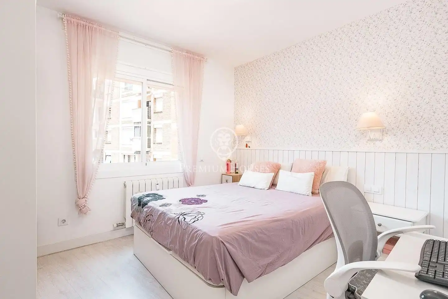 Schlafzimmer von Wohnungen zum Verkauf in Barcelona mit Klimaanlage, Heizung und Parkett
