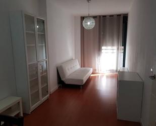 Bedroom of Flat to rent in Fuenlabrada  with Air Conditioner and Balcony