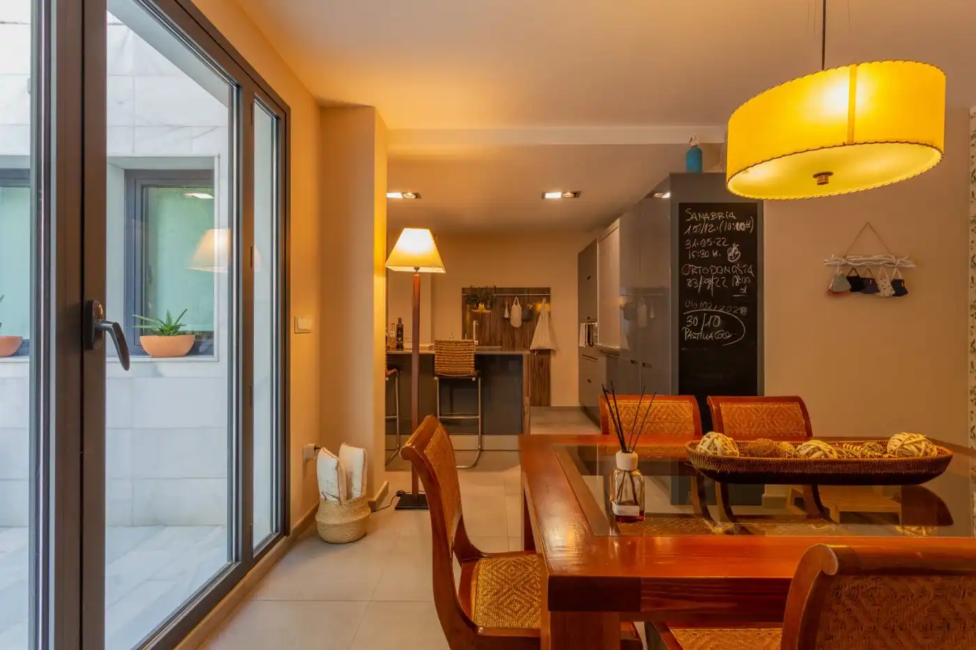 Comedor de Casa o chalet en venta en Granada con Aire acondicionado, Calefacción y Terraza