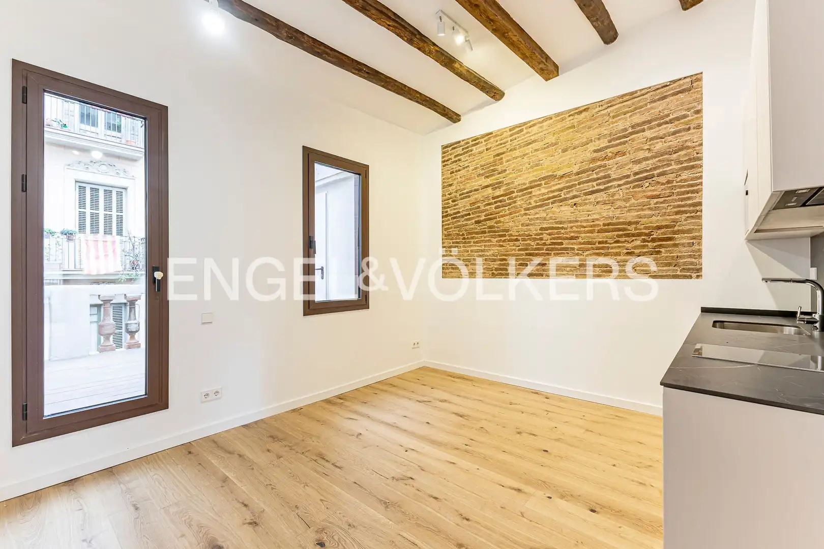 Flat for sale in Barcelona  with Heating and Balcony