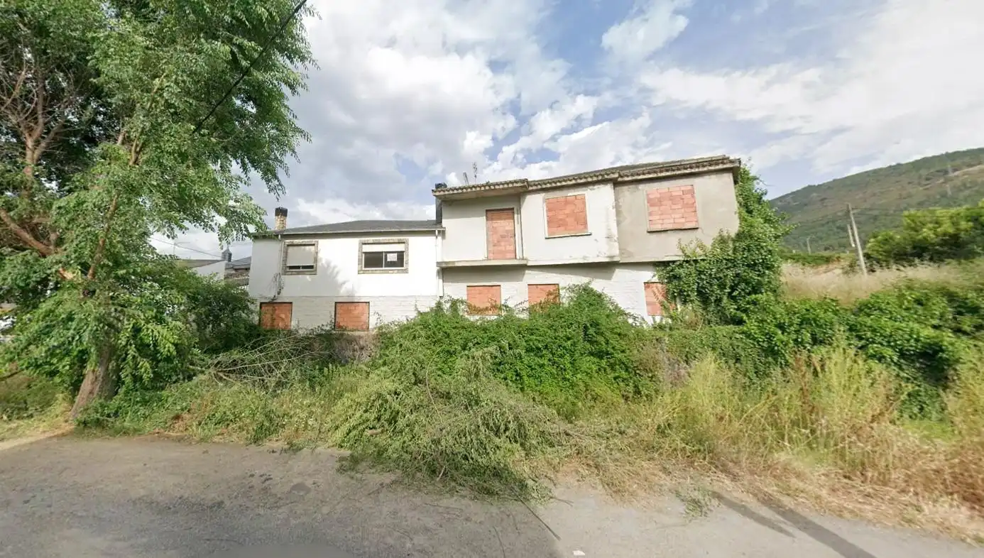 Houses for sale in A Rúa 