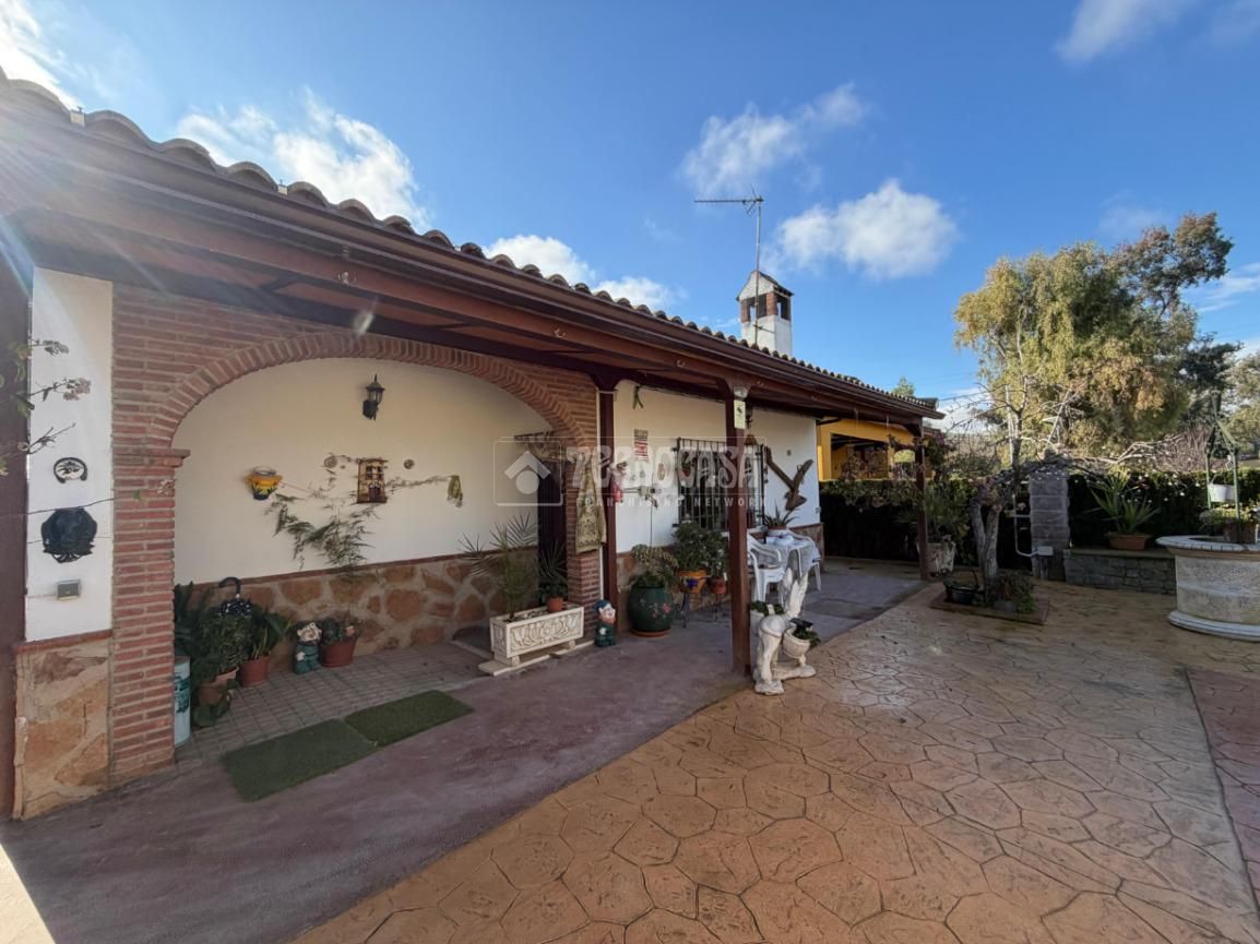 Exterior view of Country house for sale in Villatorres