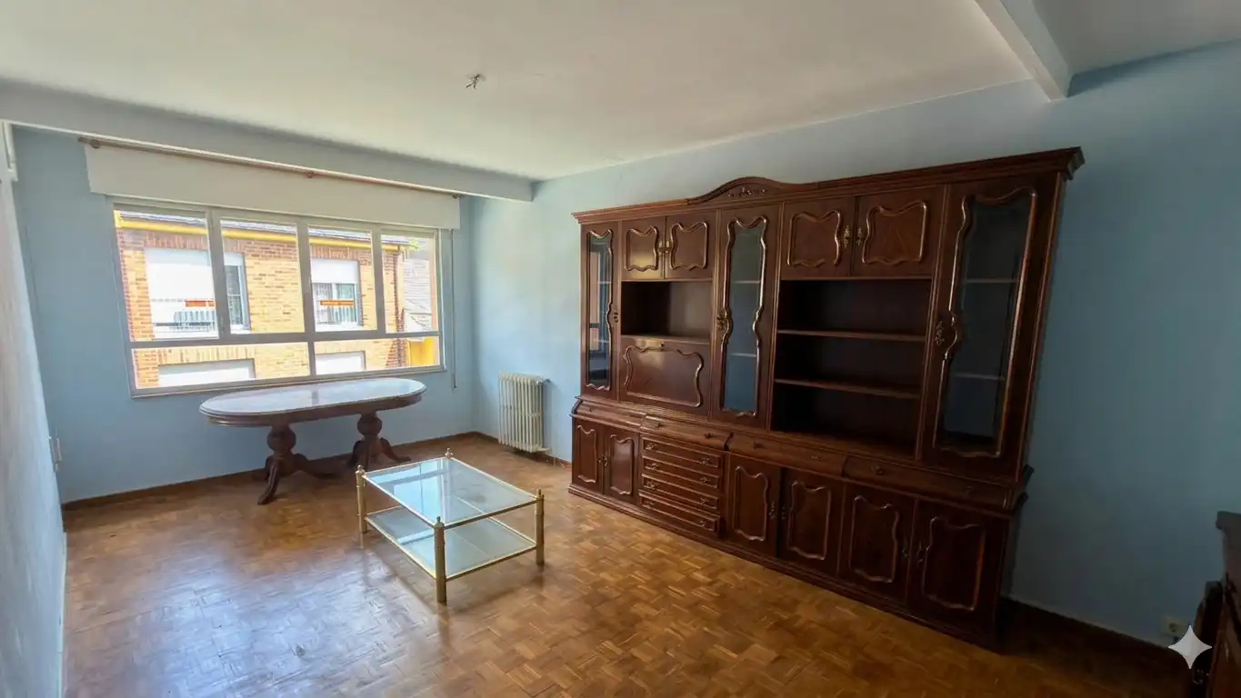 Sala de estar de Piso en venta en Villablino con Balcón y Alarma