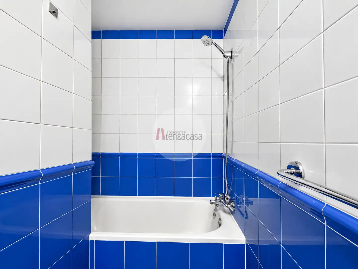 Badezimmer von Wohnungen zur Miete in Barrio de Salamanca