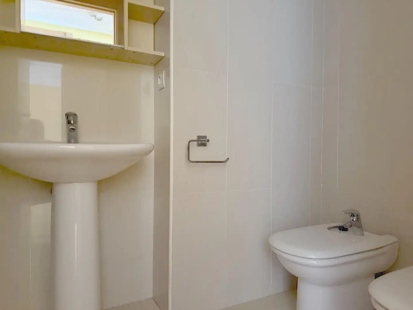Badezimmer von Dachboden zum Verkauf in Zaragoza mit Heizung, Parkett und Terrasse