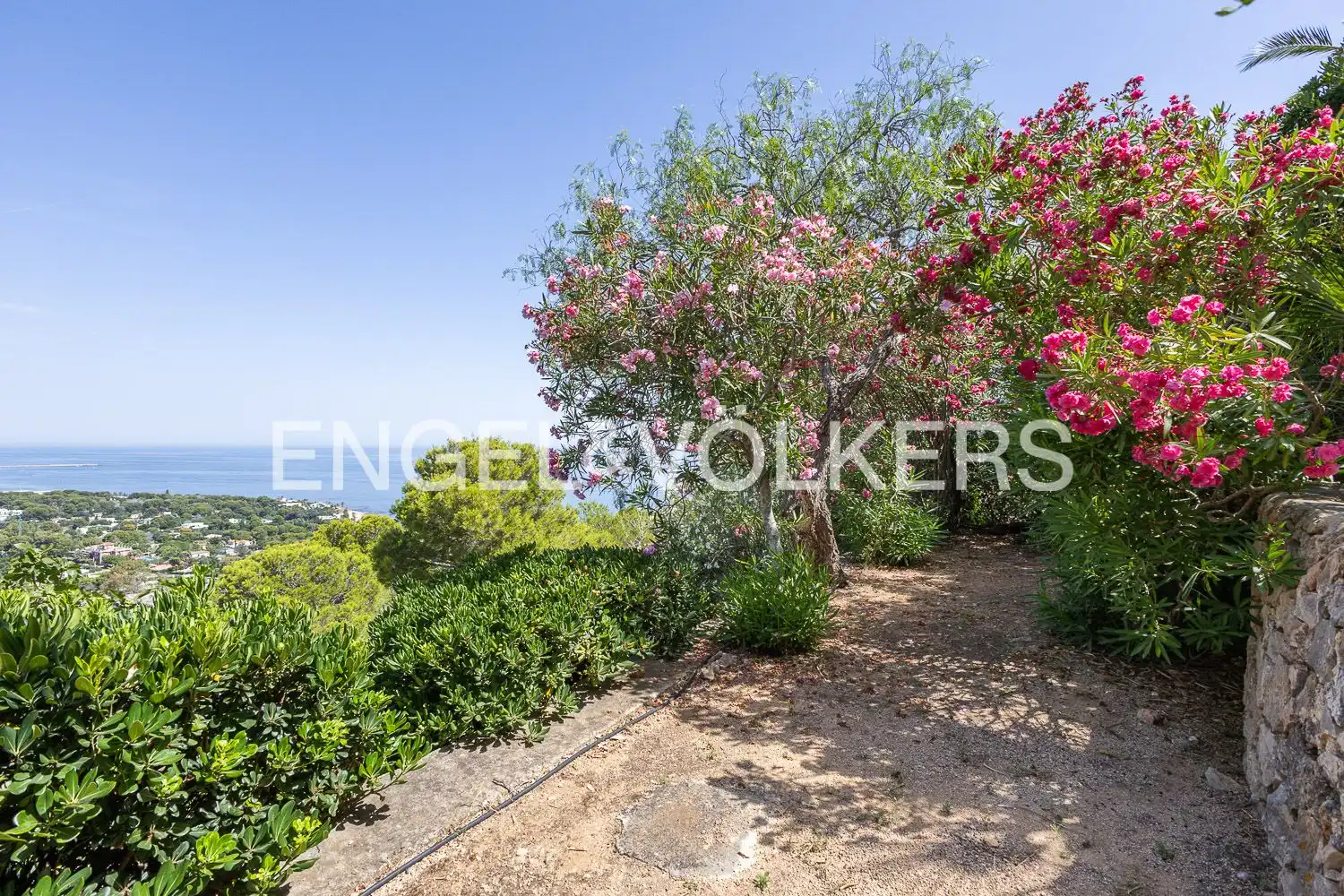 Houses for sale in Dénia  with Air Conditioner, Heating and Private garden