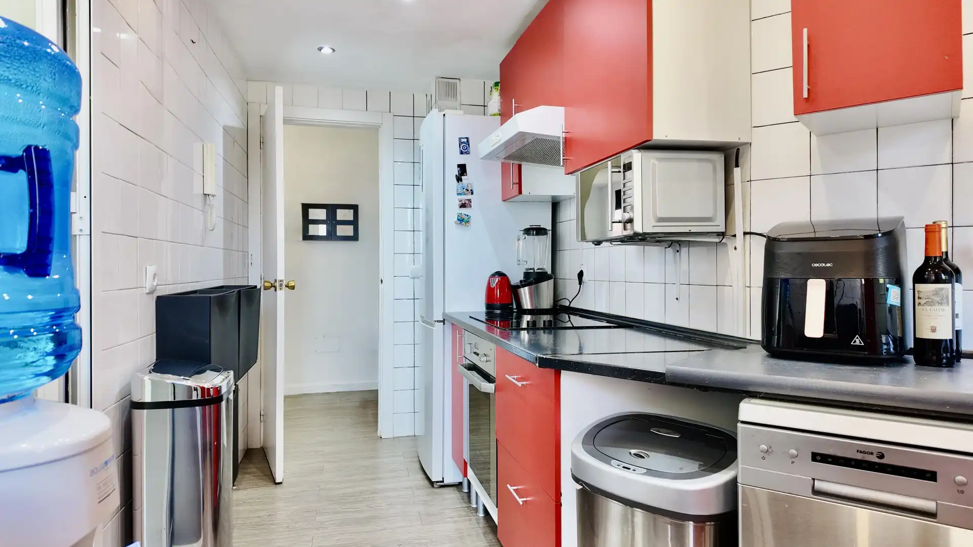 Cocina de Ático en venta en Estepona con Jardín privado y Piscina comunitaria