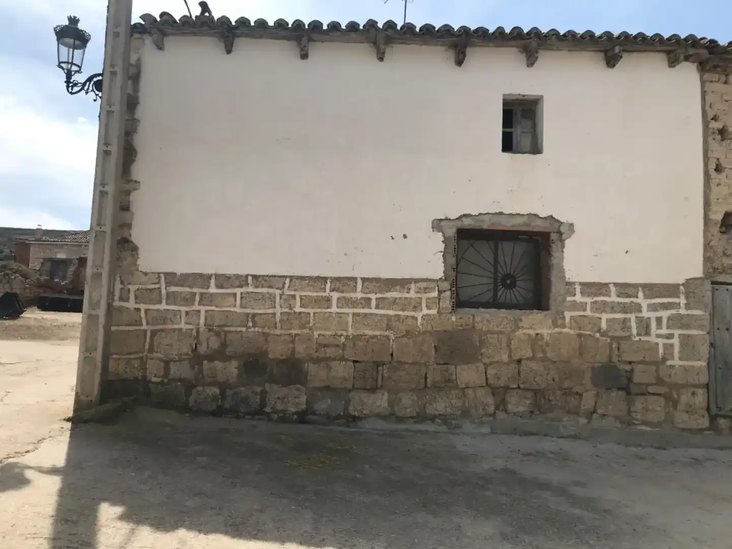 Vista exterior de Finca rústica en venda en Villaquirán de la Puebla, Burgos